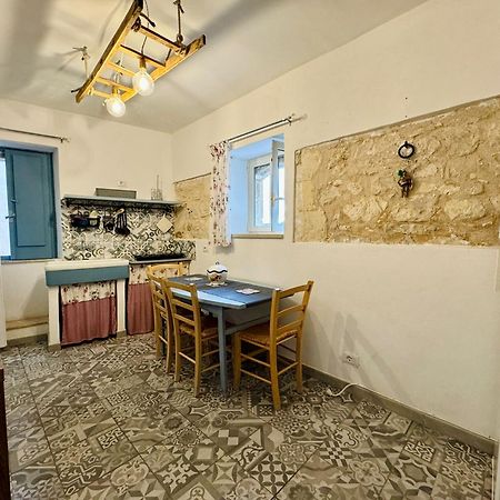 Вилла La Casa D'Ila Модика Экстерьер фото